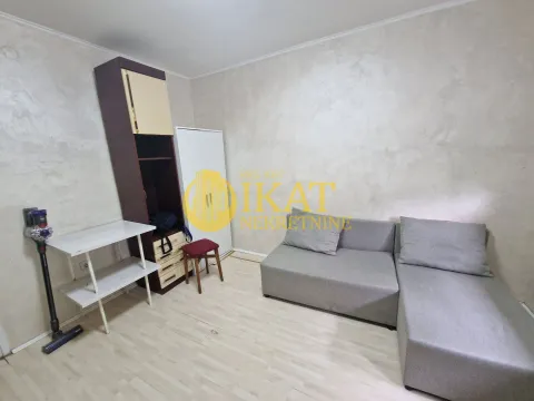 Izdavanje, stan, 22m², Kanarevo Brdo, Beograd - image 1