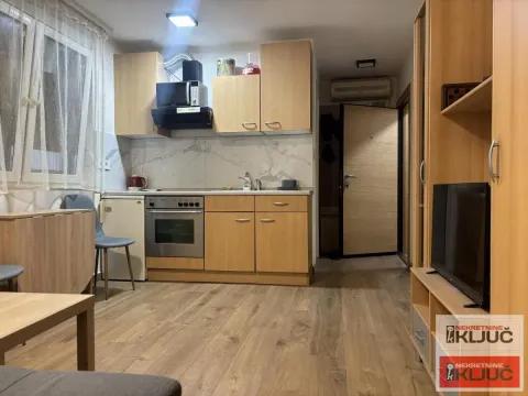 Rent, one bedroom apartment, 25m², Telep, Novi Sad Sve Podlokacije - image 5