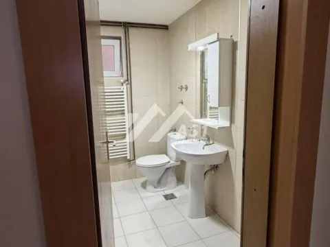 Izdavanje, trosoban stan, 100m², Novo naselje, Novi Sad - image 8