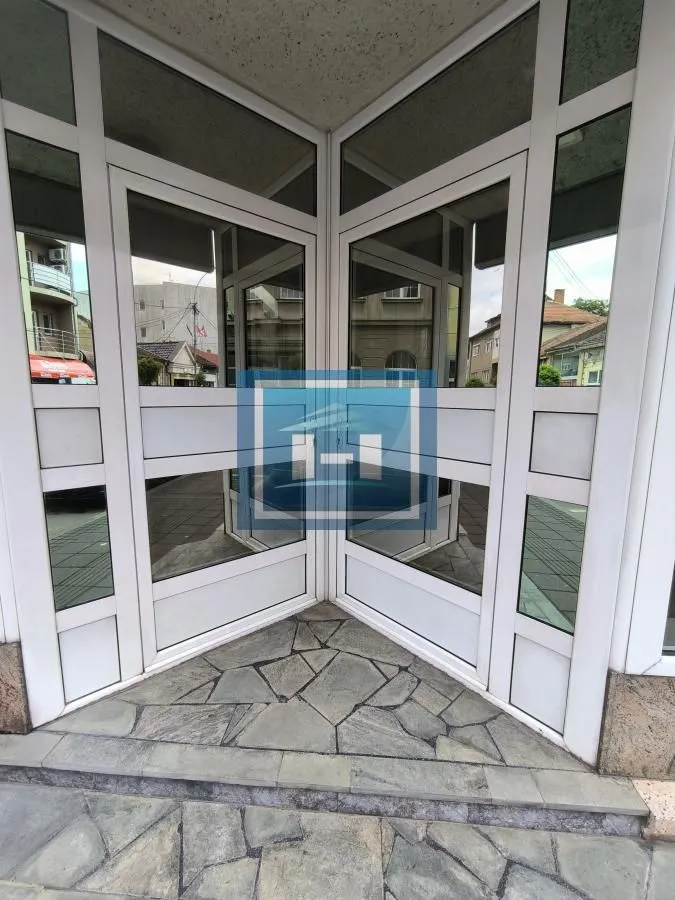 Rent, office space, 130m², Centar, Ćuprija
