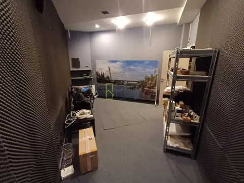 Izdavanje, poslovni prostor, 60m², Preko Morače, Podgorica