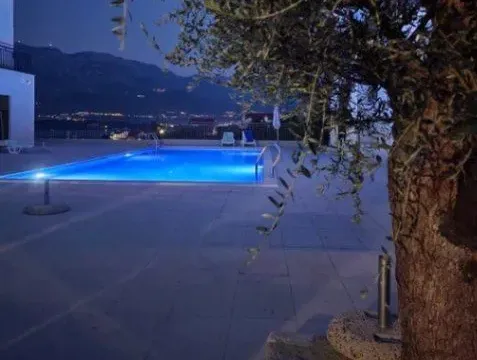 Stan-na-dan, jednosoban stan, 51m², Bogišići, Tivat - image 2