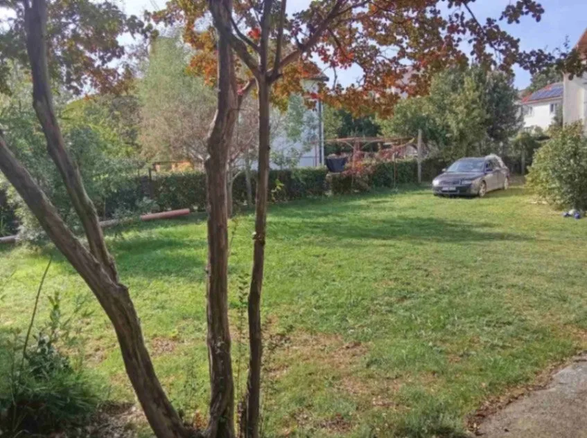 Prodaja, plac, 824m², Gorica C, Podgorica