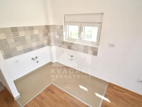 Izdavanje, jednosoban stan, 40m², Stari Aerodrom, Podgorica - image 3