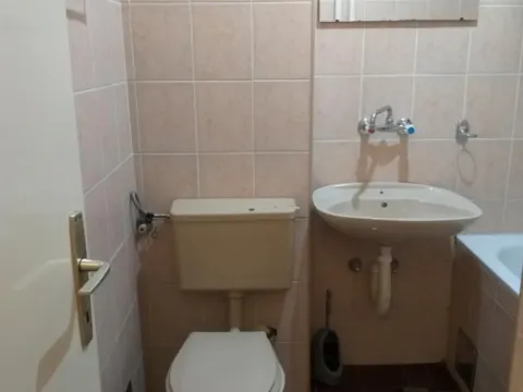 Sale, four bedroom apartment, 86m², Zvezdara Sve Podlokacije, Beograd - image 11