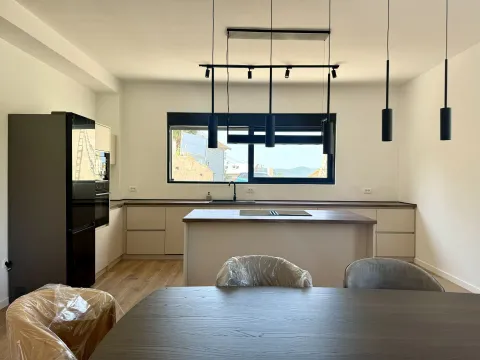 Sale, house, 370m², Kava, Tivat - image 6