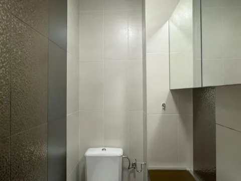 Izdavanje, trosoban stan, 170m², Gorica C, Podgorica - image 8