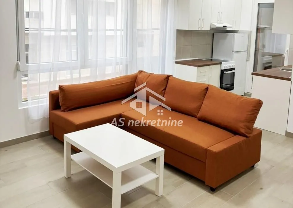 Izdavanje, stan, 40m², Crveni Krst, Beograd
