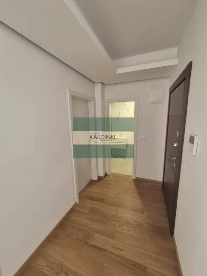 Prodaja, trosoban stan, 69m², Sarina Medja, Jagodina