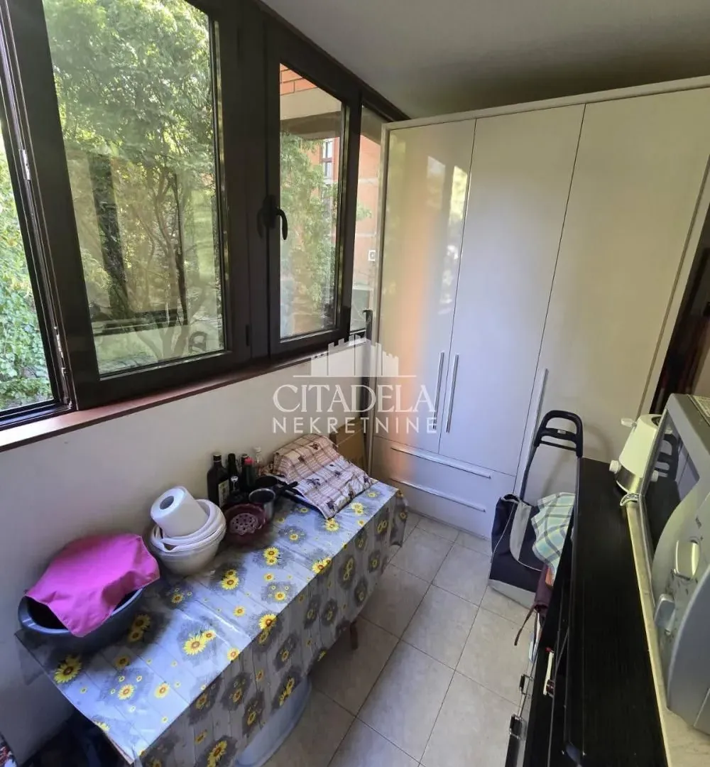 Sale, three bedroom apartment, 64m², Labudovo Brdo, Beograd