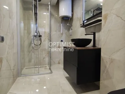 Prodaja, dvosoban stan, 70m², Filmski Grad, Beograd - image 17