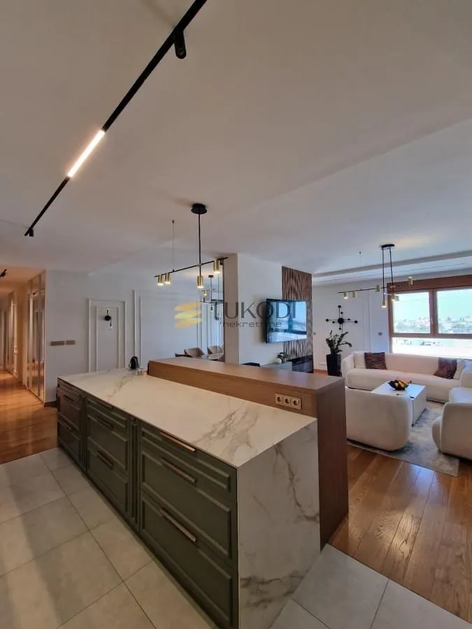 Prodaja, stan, 165m², Novi Beograd Blok 65, Novi Beograd Sve Podlokacije
