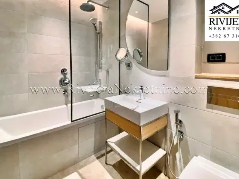 Sale, two bedroom apartment, 102m², Tivat, Crna Gora - image 2