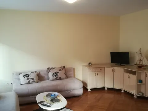 Rent, studio apartment, 38m², Kruševac, Podgorica - image 7