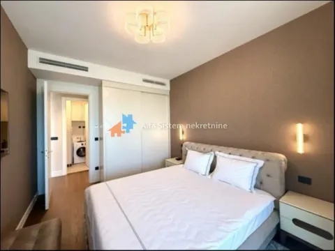 Rent, two bedroom apartment, 70m², Savski Venac, Beograd - image 9