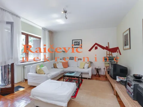 Prodaja, kuća, 360m², Grocka, Beograd - image 11