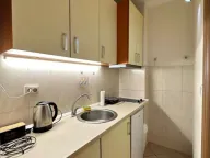 Izdavanje, jednosoban stan, 38m², Blok 9, Podgorica - image 2