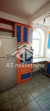 Rent, four bedroom apartment, 150m², Savski Venac, Beograd - image 13