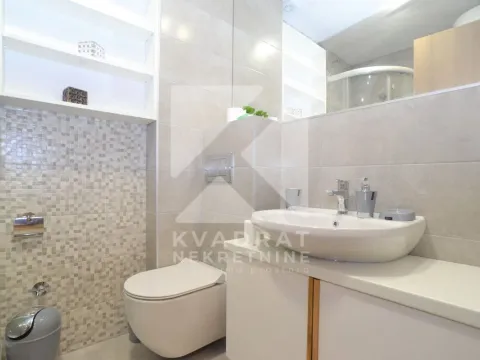 Rent, one bedroom apartment, 45m², Momišići, Podgorica - image 8