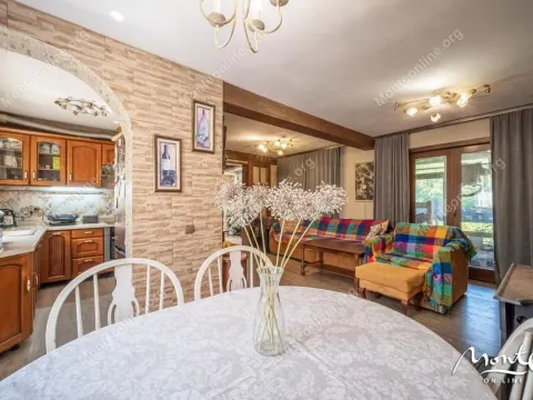 Prodaja, kuća, 130m², Tivat, Crna Gora - image 14