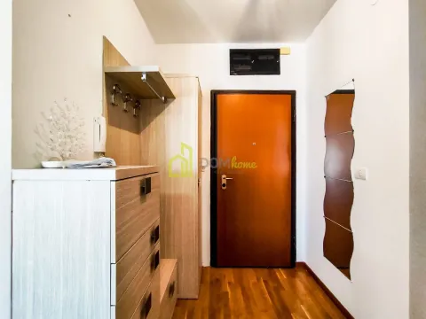 Izdavanje, dvosoban stan, 70m², Preko Morače, Podgorica - image 5