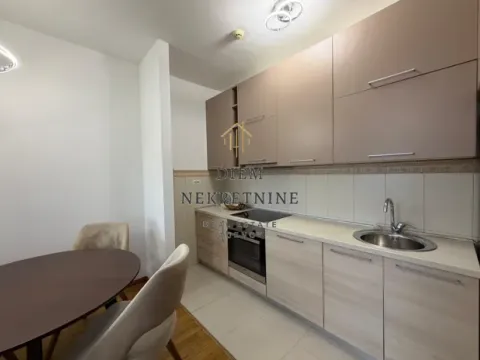 Rent, two bedroom apartment, 68m², City Kvart, Podgorica - image 10