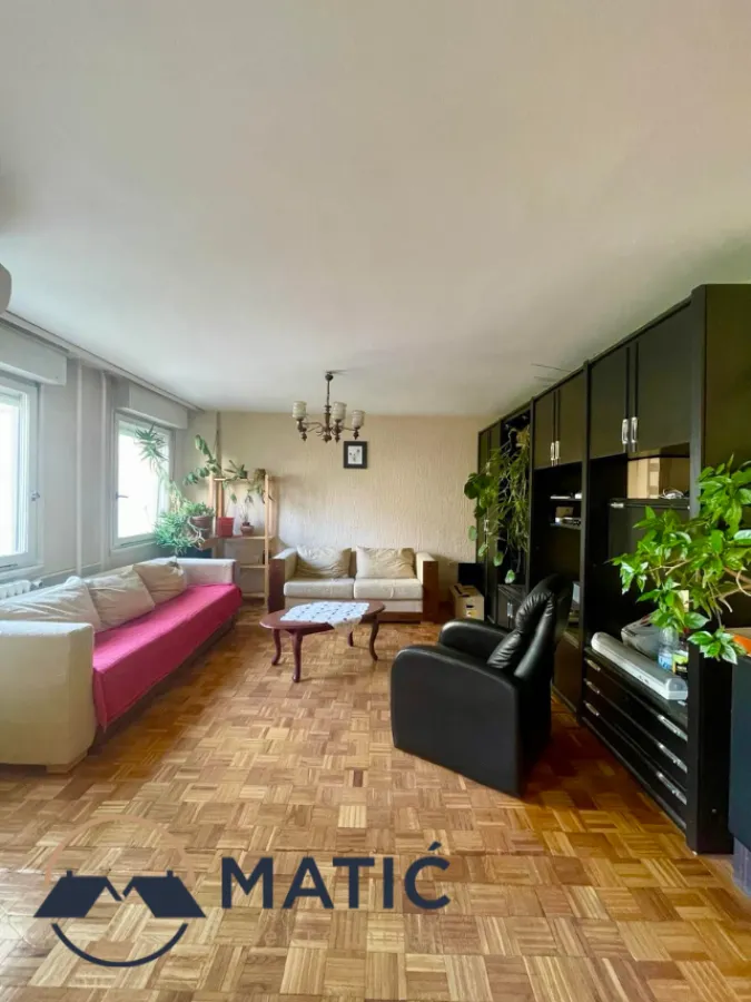 Prodaja, dvosoban stan, 53m², Rotkvarija, Novi Sad Sve Podlokacije