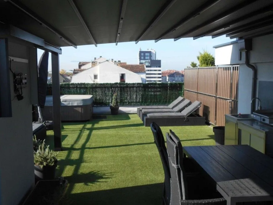 Prodaja, trosoban stan, 75m², Novi Sad, Srbija