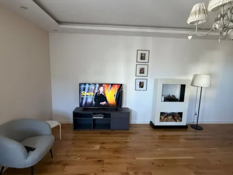 Izdavanje, dvosoban stan, 50m², Bogoslovija, Palilula Sve Podlokacije - image 2