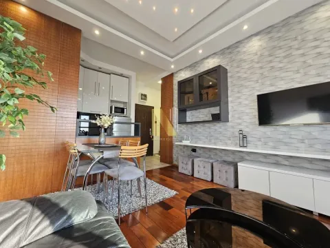 Izdavanje, dvosoban stan, 54m², Bulevar Evrope, Novi Sad Sve Podlokacije - image 5