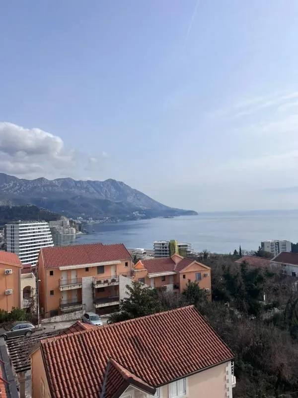 Sale, one bedroom apartment, 45m², Bečići, Budva