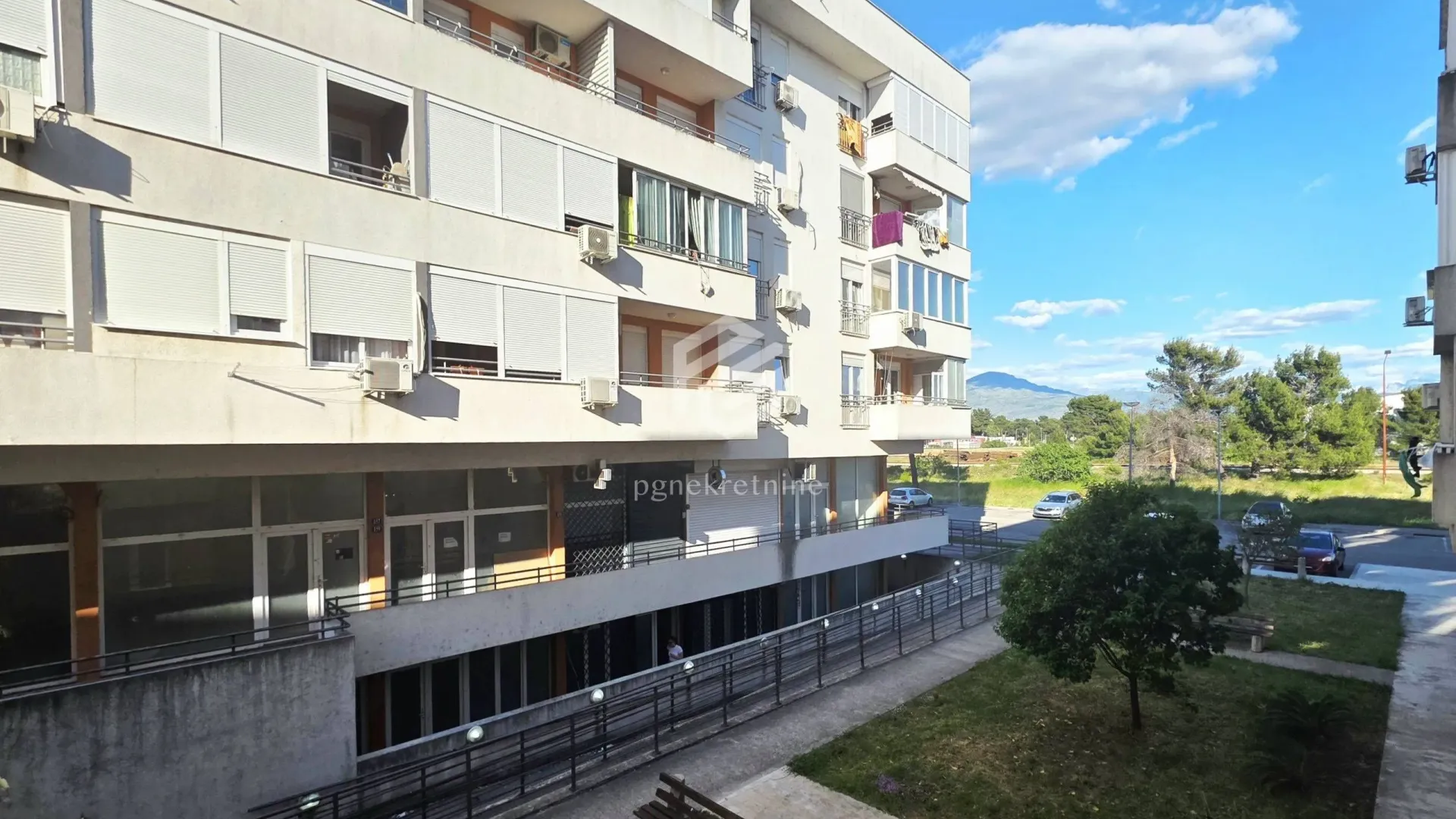 Rent, one bedroom apartment, 40m², Tuški Put, Podgorica
