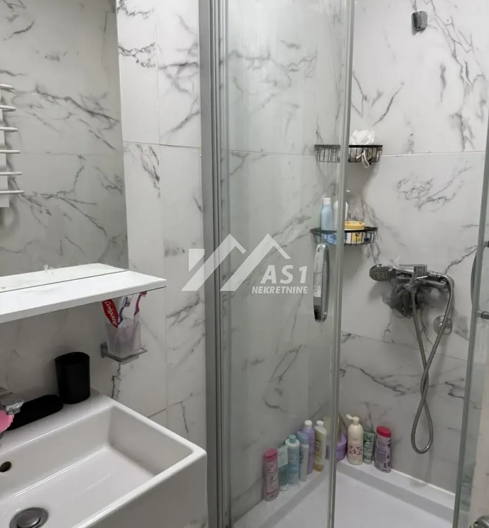 Rent, one bedroom apartment, 15m², Detelinara, Novi Sad Sve Podlokacije