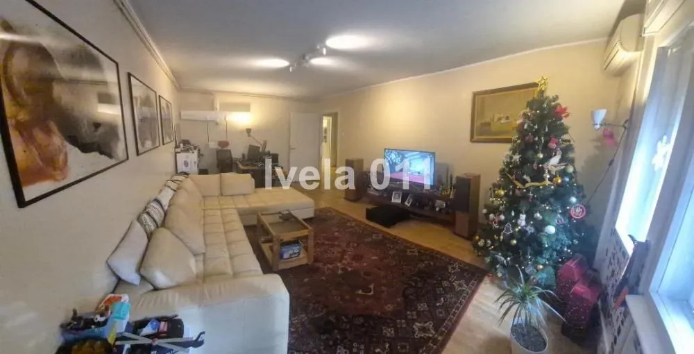 Sale, two bedroom apartment, 72m², Kalenić Pijaca, Vračar Sve Podlokacije