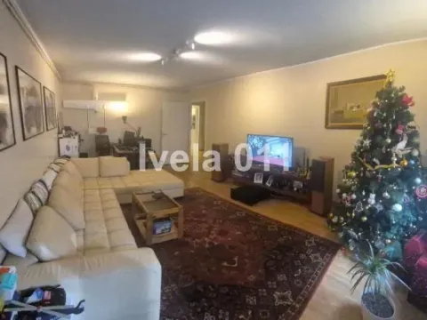 Prodaja, dvosoban stan, 72m², Kalenić Pijaca, Vračar Sve Podlokacije - image 2