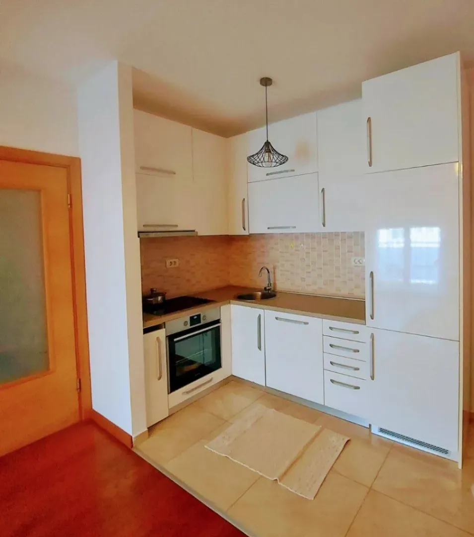 Izdavanje, dvosoban stan, 70m², Ljubović, Podgorica