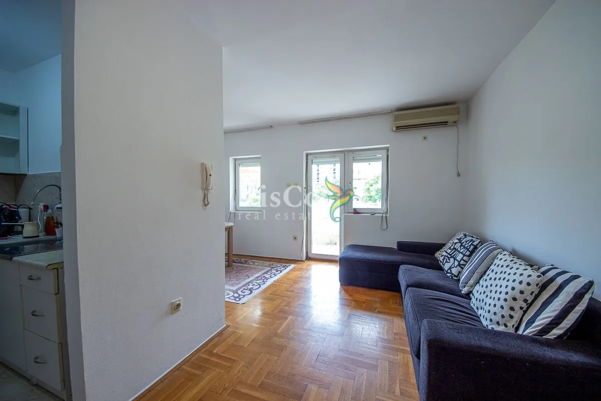 Prodaja, dvosoban stan, 84m², Stari Aerodrom, Podgorica