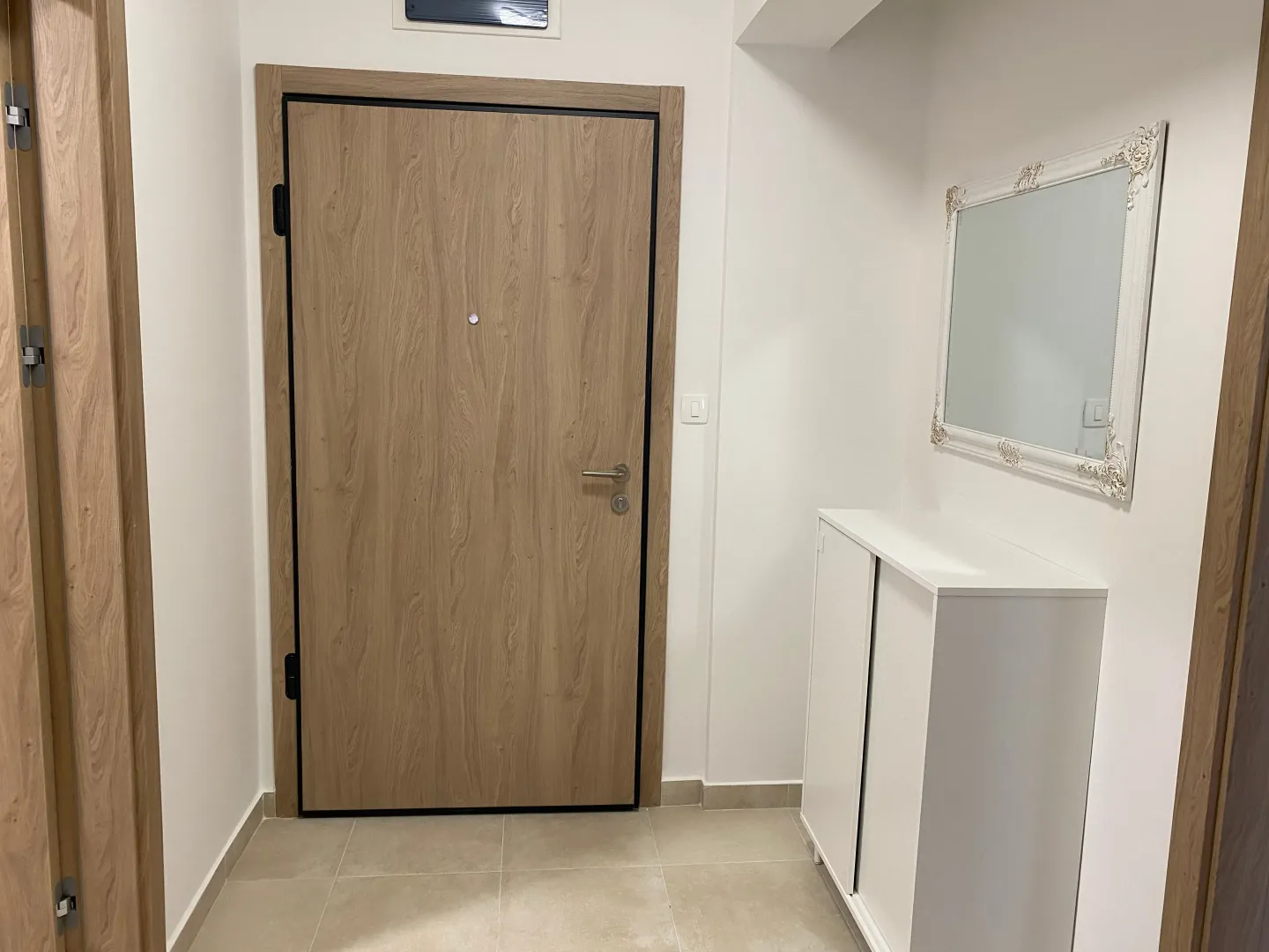 Rent, one bedroom apartment, 53m², Master Kvart, Podgorica