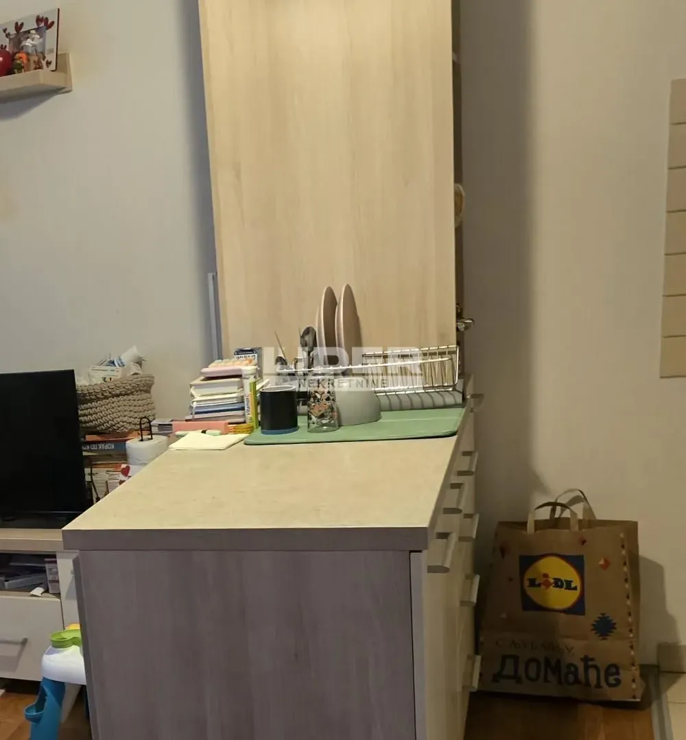 Sale, two bedroom apartment, 31m², Zemun Centar, Zemun Sve Podlokacije