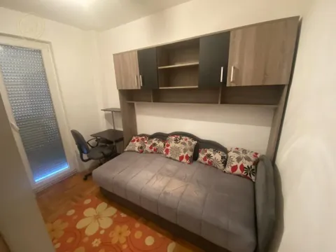 Izdavanje, jednosoban stan, 30m², Adamovićevo Naselje, Novi Sad Sve Podlokacije - image 4