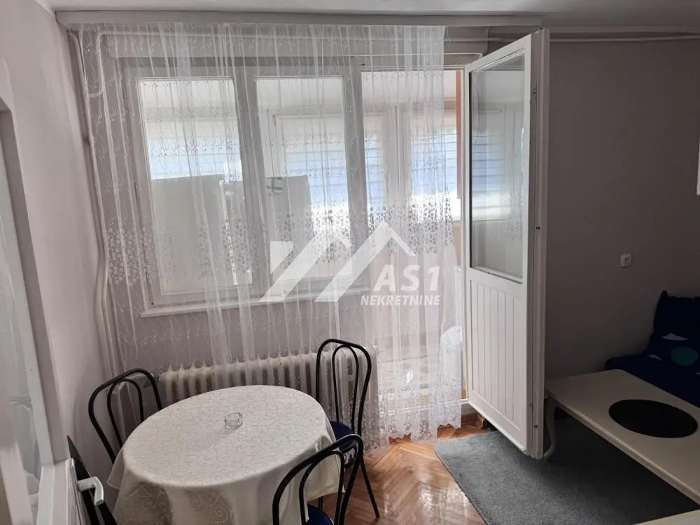 Izdavanje, jednosoban stan, 36m², Spens, Novi Sad Sve Podlokacije