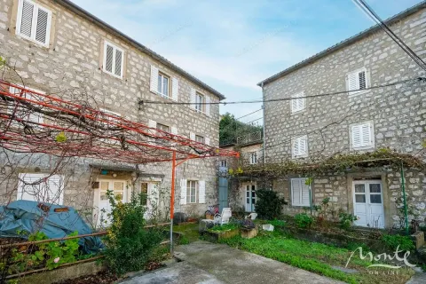 Sale, house, 126m², Kostanjica, Kotor - image 24
