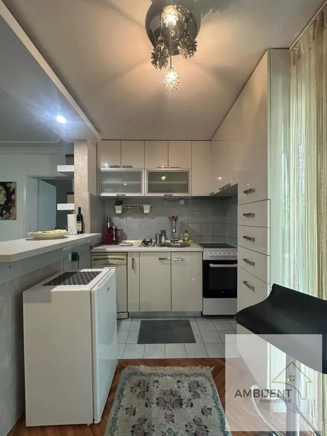 Rent, three bedroom apartment, 68m², Karaburma, Palilula Sve Podlokacije