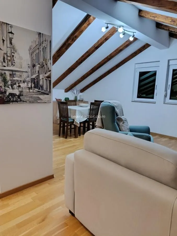 Rent, two bedroom apartment, 88m², Tivat, Crna Gora