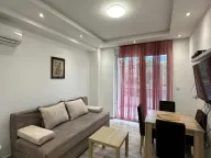 Rent, one bedroom apartment, 42m², Centar, Tivat - image 1