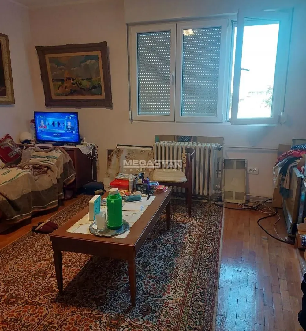 Prodaja, trosoban stan, 82m², Klinički Centar, Beograd