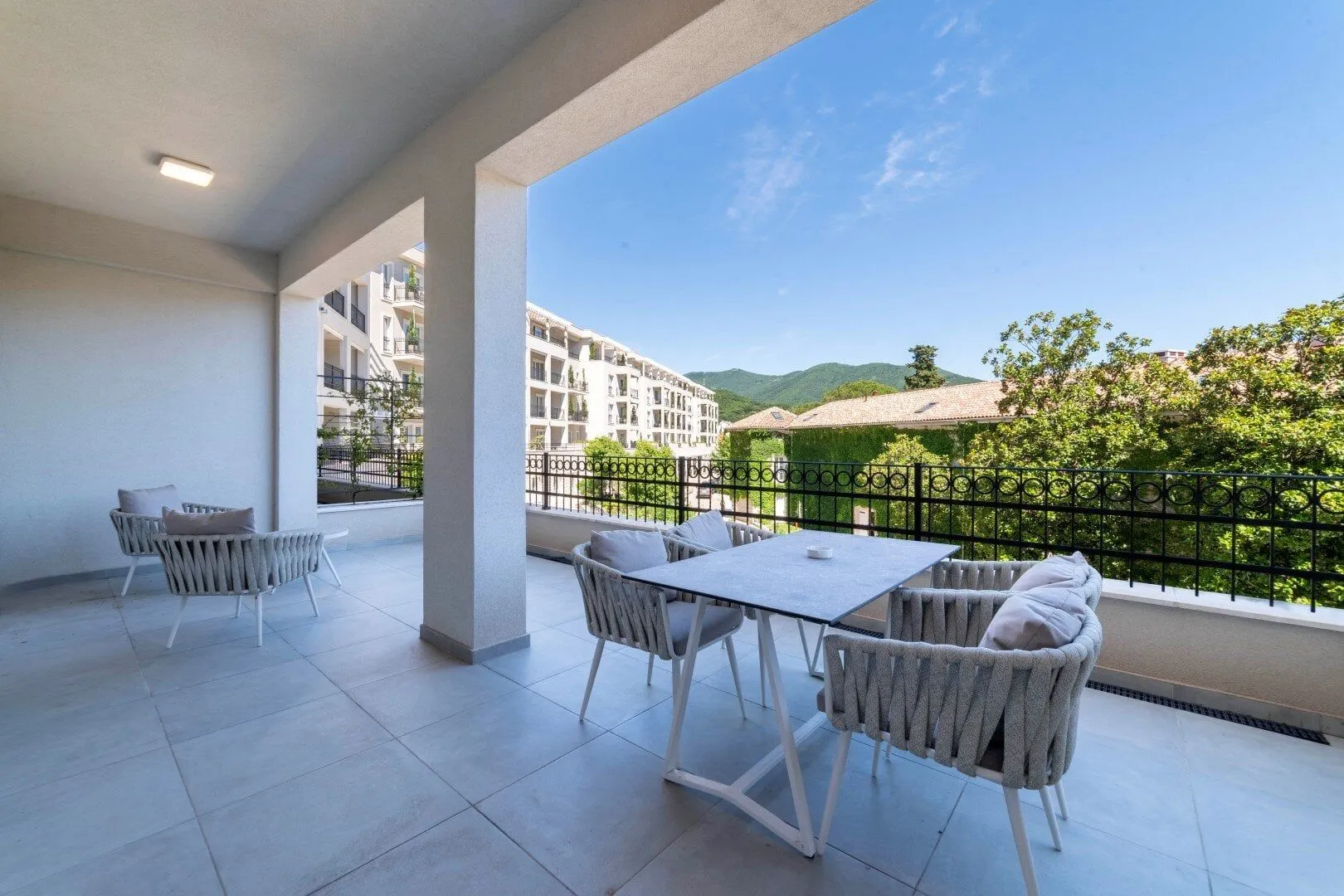 Prodaja, trosoban stan, 79m², Kotor, Crna Gora