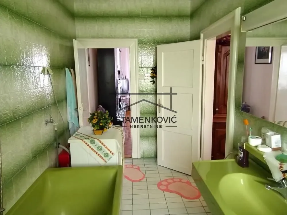 Prodaja, kuća, 111m², Senta, Srbija