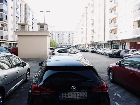 Izdavanje, poslovni prostor, 93m², City Kvart, Podgorica - image 17