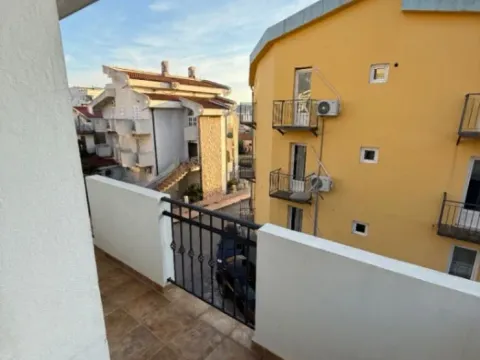 Izdavanje, garsonjera, 35m², Ilino, Bar - image 3